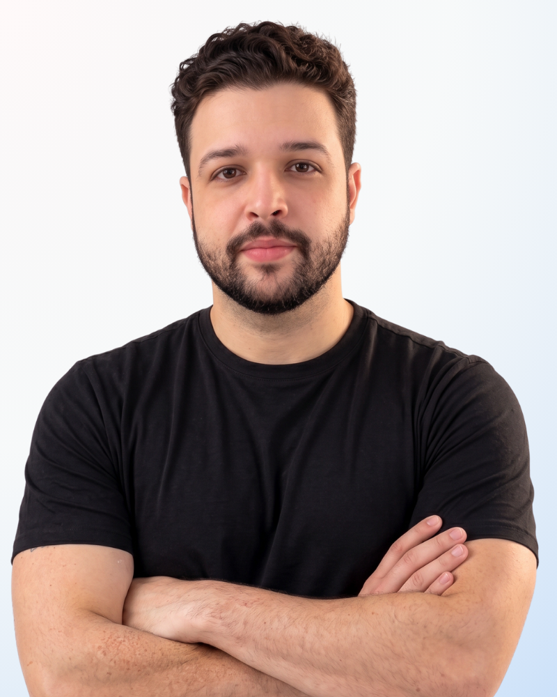 Professor Mayron Viana